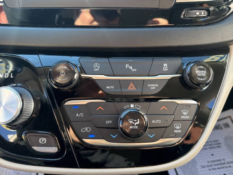 2019 Chrysler Pacifica Touring L