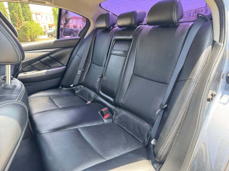 2022 Infiniti Q50 Luxe