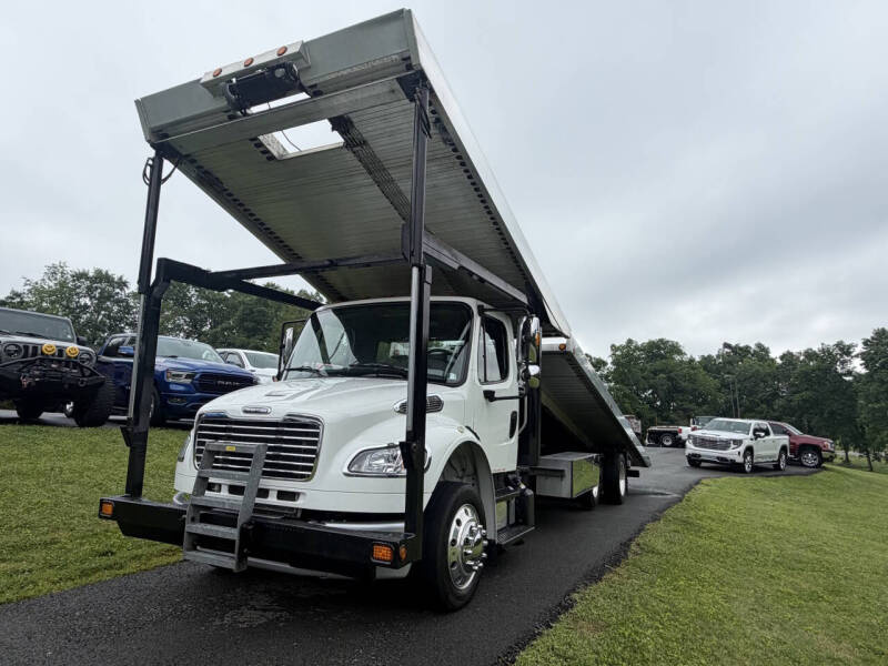 2019 Freightliner Business class M2