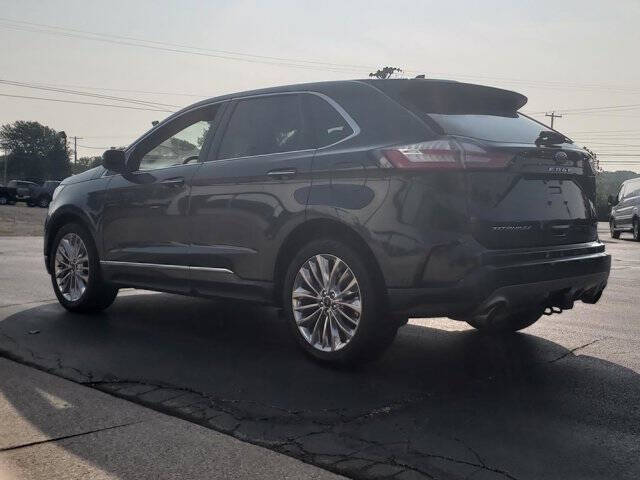 2023 Ford Edge Titanium