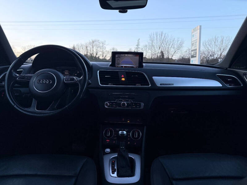 2017 Audi Q3 2.0T quattro Premium