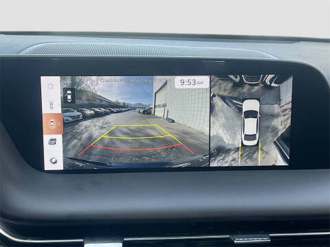 2024 Genesis G90 3.5T e-Supercharger