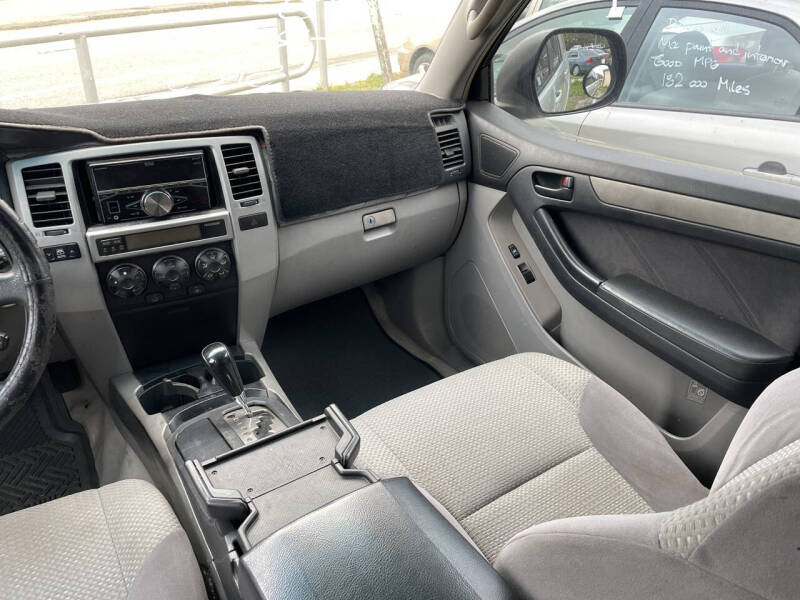 2004 Toyota 4Runner SR5