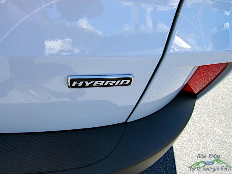 2025 Ford Escape Hybrid ST-Line