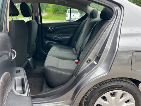 2019 Nissan Versa