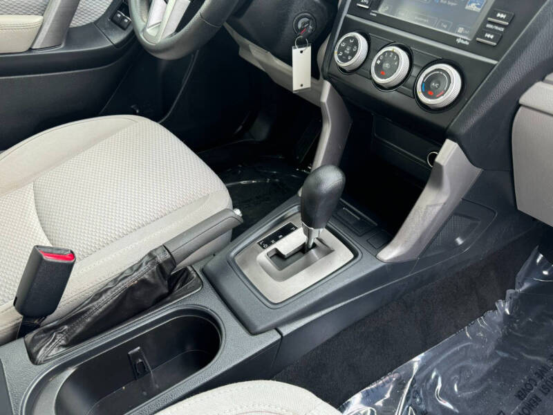 2017 Subaru Forester 2.5i