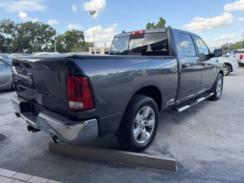 2018 RAM 1500 SLT