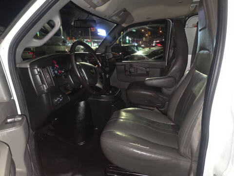 2019 Chevrolet Express 2500