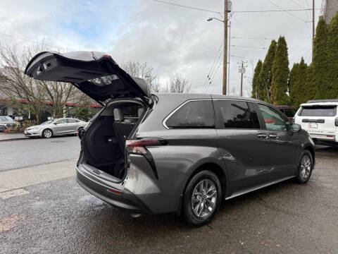 2023 Toyota Sienna