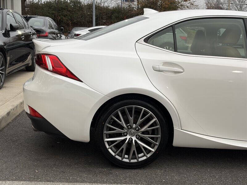 2016 Lexus IS 300