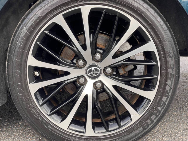 2018 Toyota Camry SE