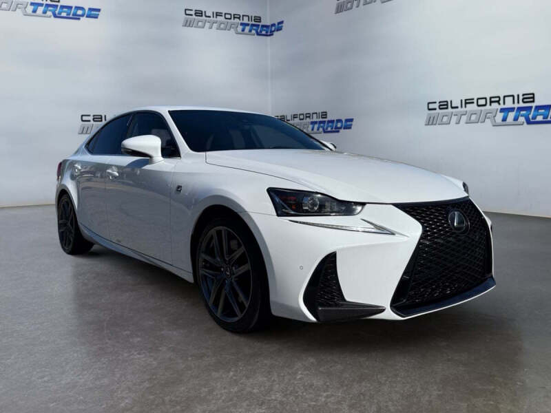 2018 Lexus IS 300
