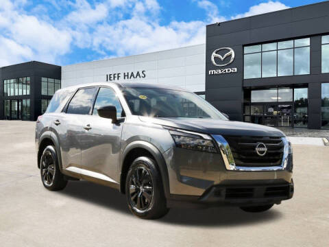 2025 Nissan Pathfinder S