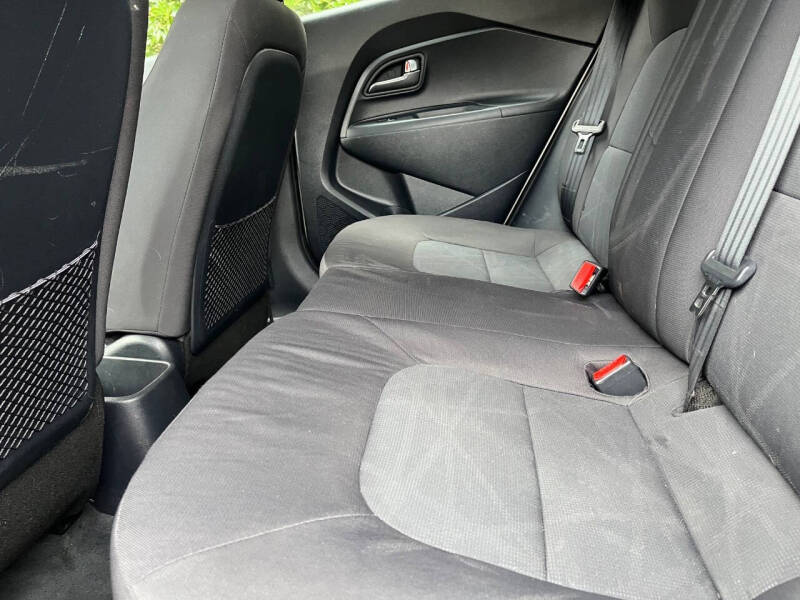 2013 Kia Rio 5-Door LX