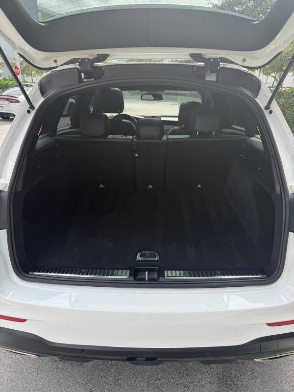 2019 Mercedes-Benz GLC GLC 300