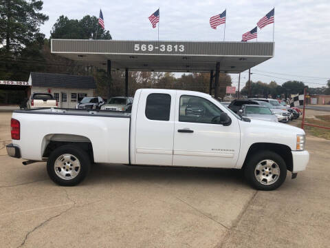 2011 Chevrolet Silverado 1500 for sale at BOB SMITH AUTO SALES in Mineola TX