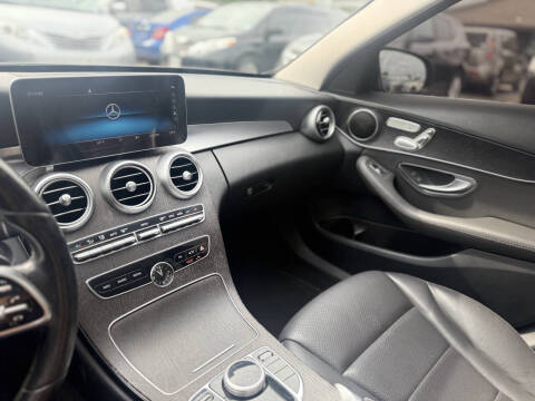2019 Mercedes-Benz C-Class C 300