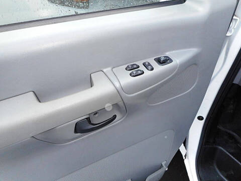 2008 Ford E-Series E-150