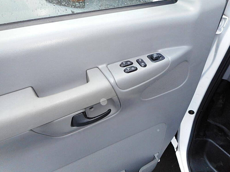 2008 Ford E-Series E-150