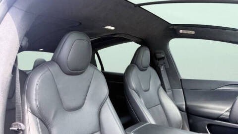 2022 Tesla Model X Plaid