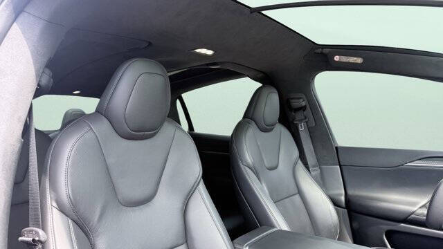 2022 Tesla Model X Plaid