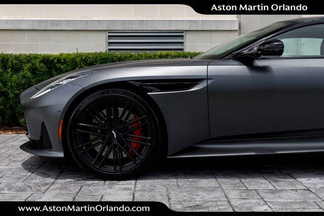 2024 Aston Martin DB12 V8