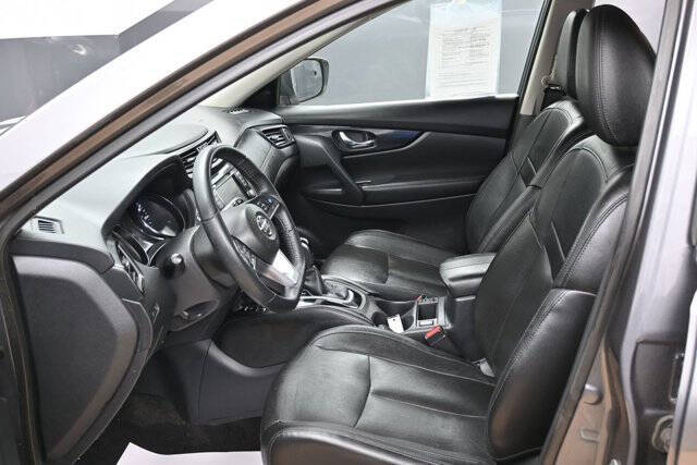 2020 Nissan Rogue SL