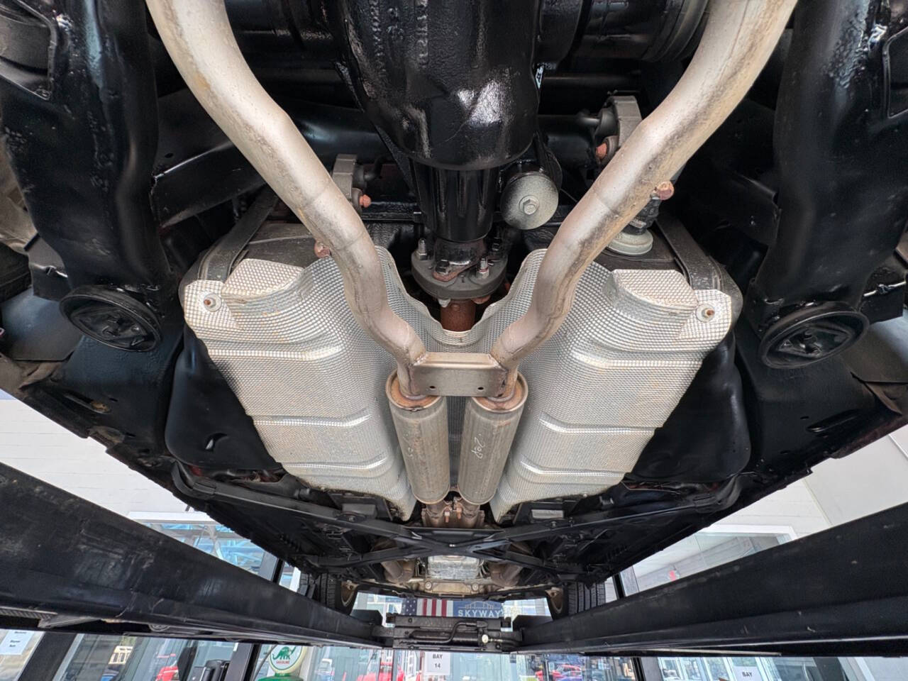 2005 Ford Thunderbird 54