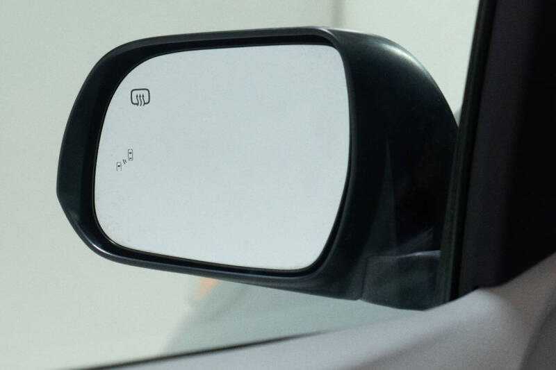 2020 Toyota Sienna XLE Premium 8-Passenger