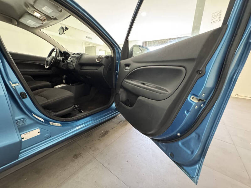 2015 Mitsubishi Mirage ES