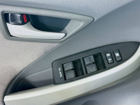 2011 Toyota Prius Two