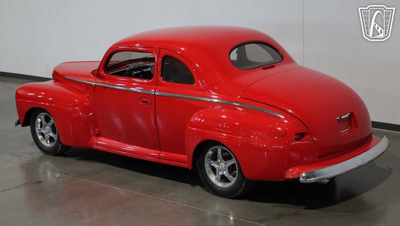 1948 Ford Deluxe