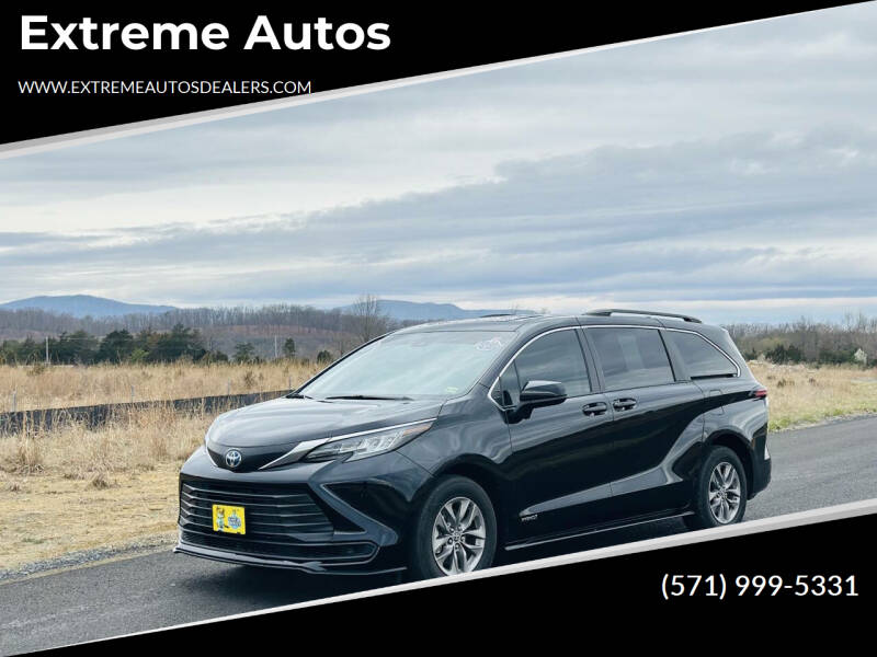 2021 Toyota Sienna LE 8-Passenger