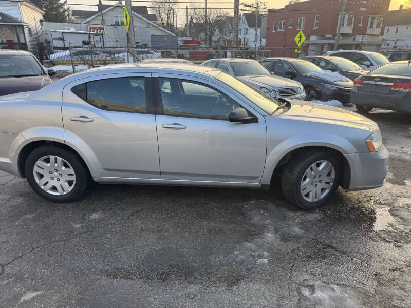 2012 Dodge Avenger SE