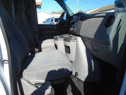 2009 Ford E-Series E-250