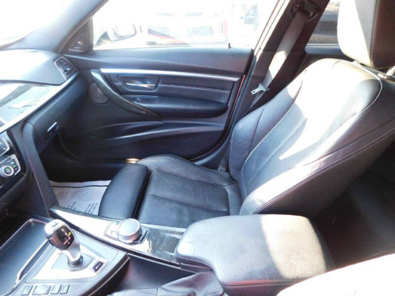 2017 BMW 3 Series 330e iPerformance