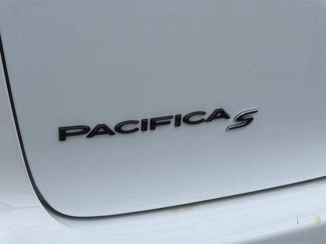 2024 Chrysler Pacifica Plug-In Hybrid Select