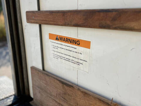 2018 Freightliner M2 106