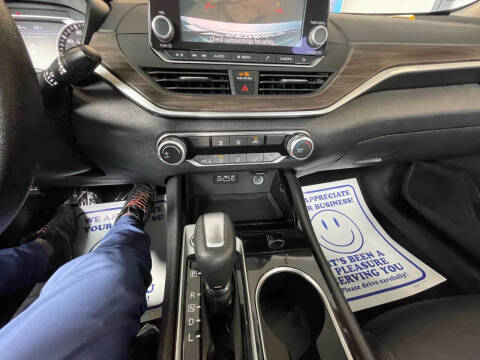 2024 Nissan Altima 2.5 SV