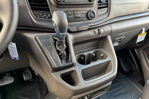 2025 Ford Transit 250