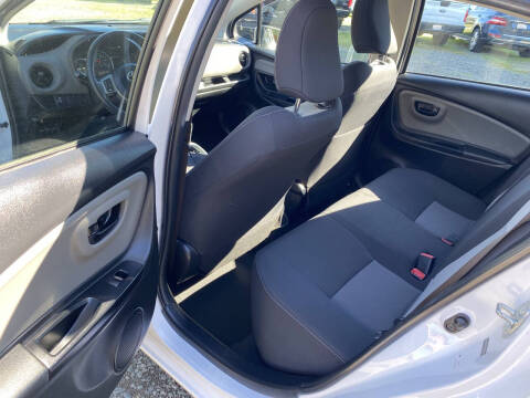 2018 Toyota Yaris 5-Door LE