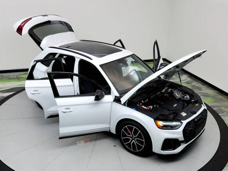 2023 Audi SQ5 3.0T quattro Prestige