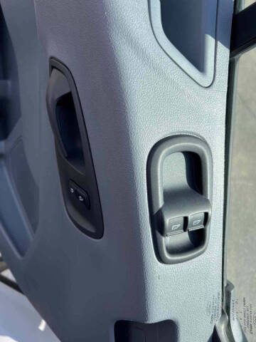 2018 Ford Transit 150 XLT