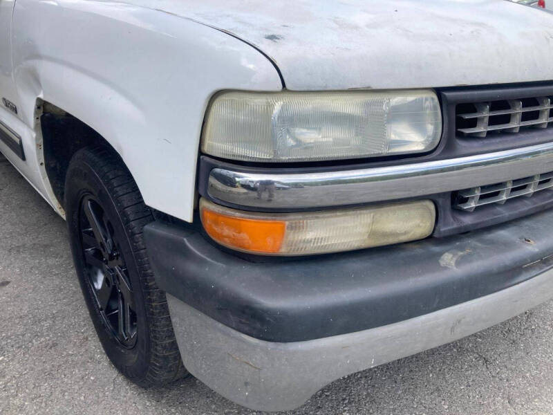 2000 Chevrolet Silverado 1500 LS