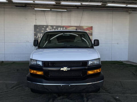 2023 Chevrolet Express LS 3500