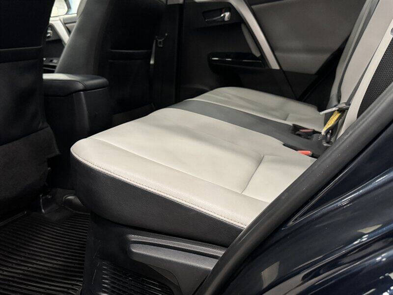 2017 Toyota RAV4 Hybrid Limited