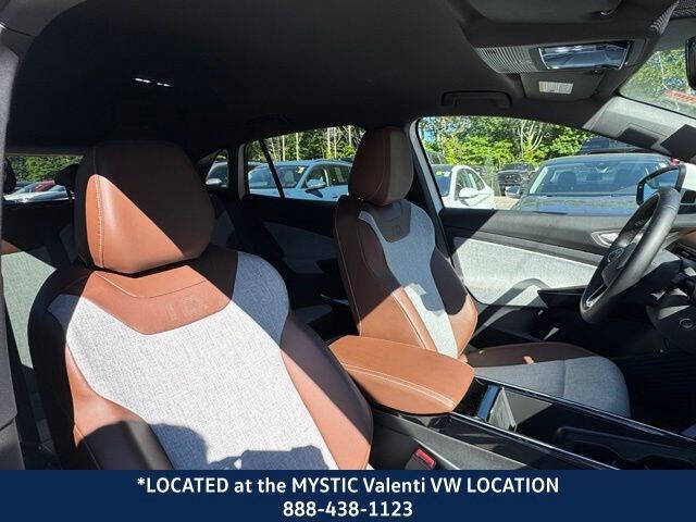 2023 Volkswagen ID.4 Pro