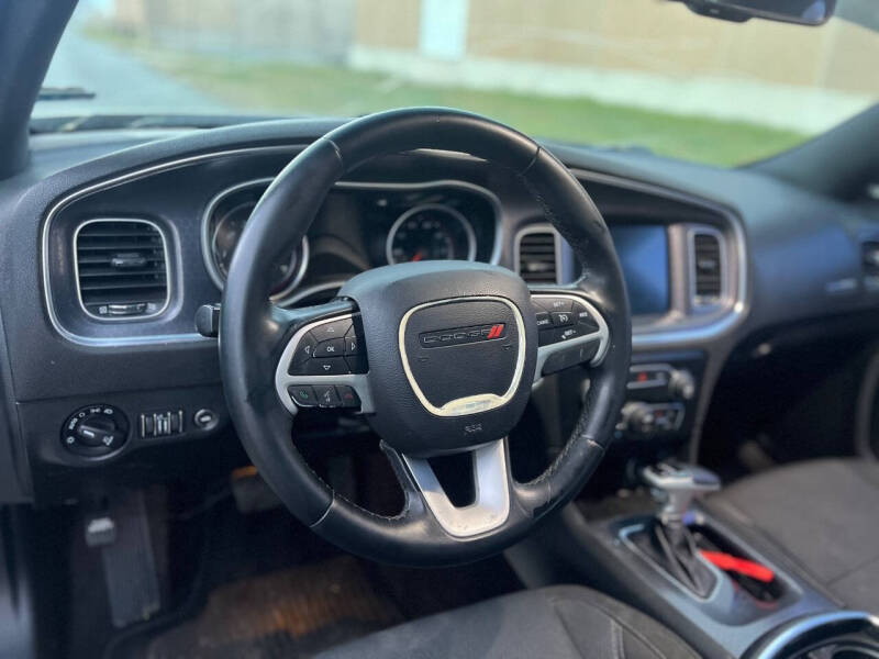 2016 Dodge Charger SXT