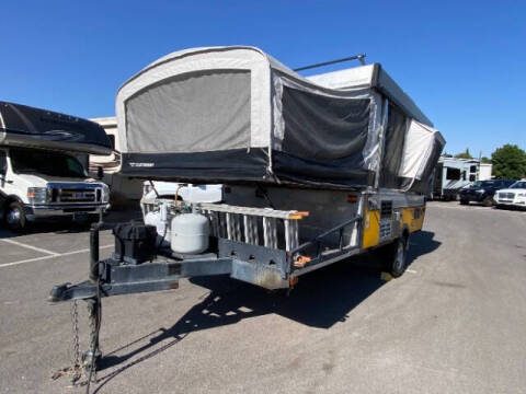 2005 Fleetwood RV E2