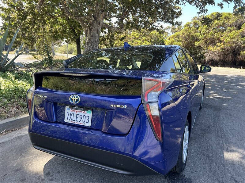 2017 Toyota Prius Two